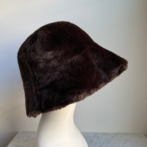Nordstrom Faux Fur Cloche Hat Chocolate Brown Fall Winter Made in Italy - Picture 2 of 11